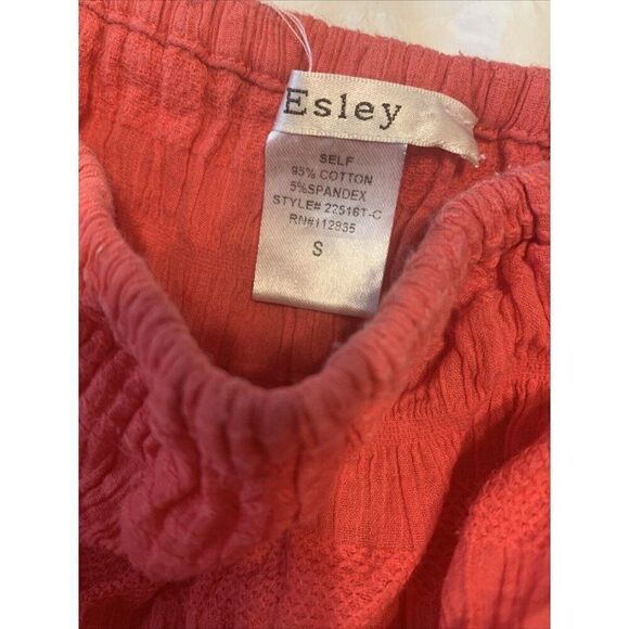 Esley Solid Coral Pink Bohemian Cold Off Shoulder Crop Top Small - Picture 3 of 3